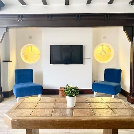 Charming Seaside Cottage In Leigh-On-Sea Southend-on-Sea Bagian luar foto