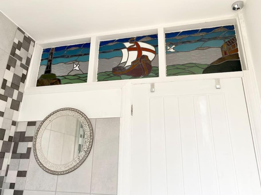 Charming Seaside Cottage In Leigh-On-Sea Southend-on-Sea Bagian luar foto