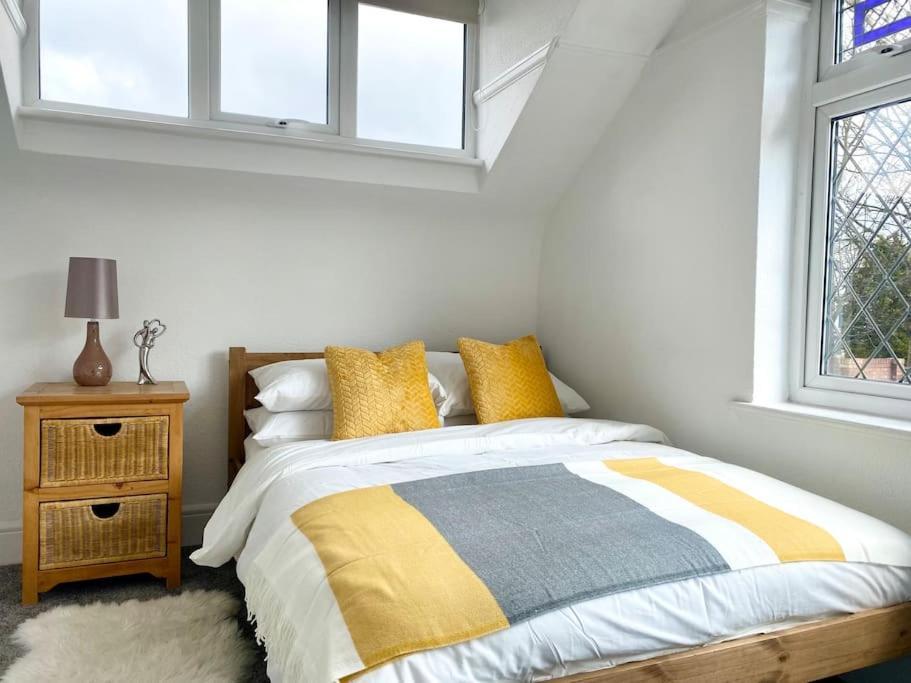 Charming Seaside Cottage In Leigh-On-Sea Southend-on-Sea Bagian luar foto
