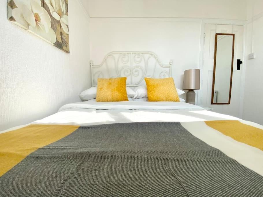 Charming Seaside Cottage In Leigh-On-Sea Southend-on-Sea Bagian luar foto